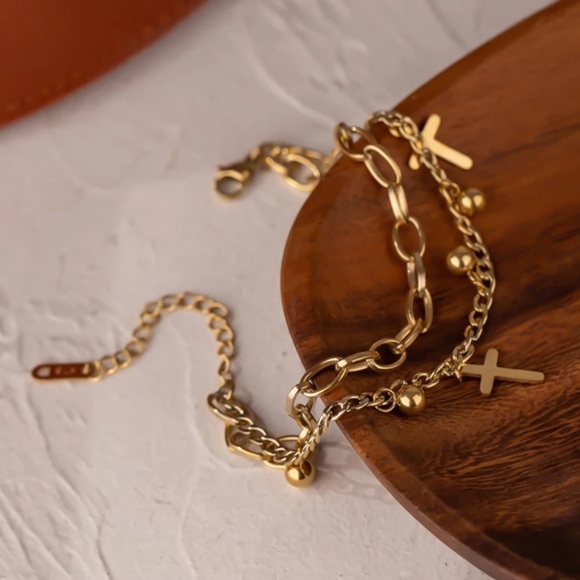 💛Gold plated layered cross bracelet - Picture 5 of 5